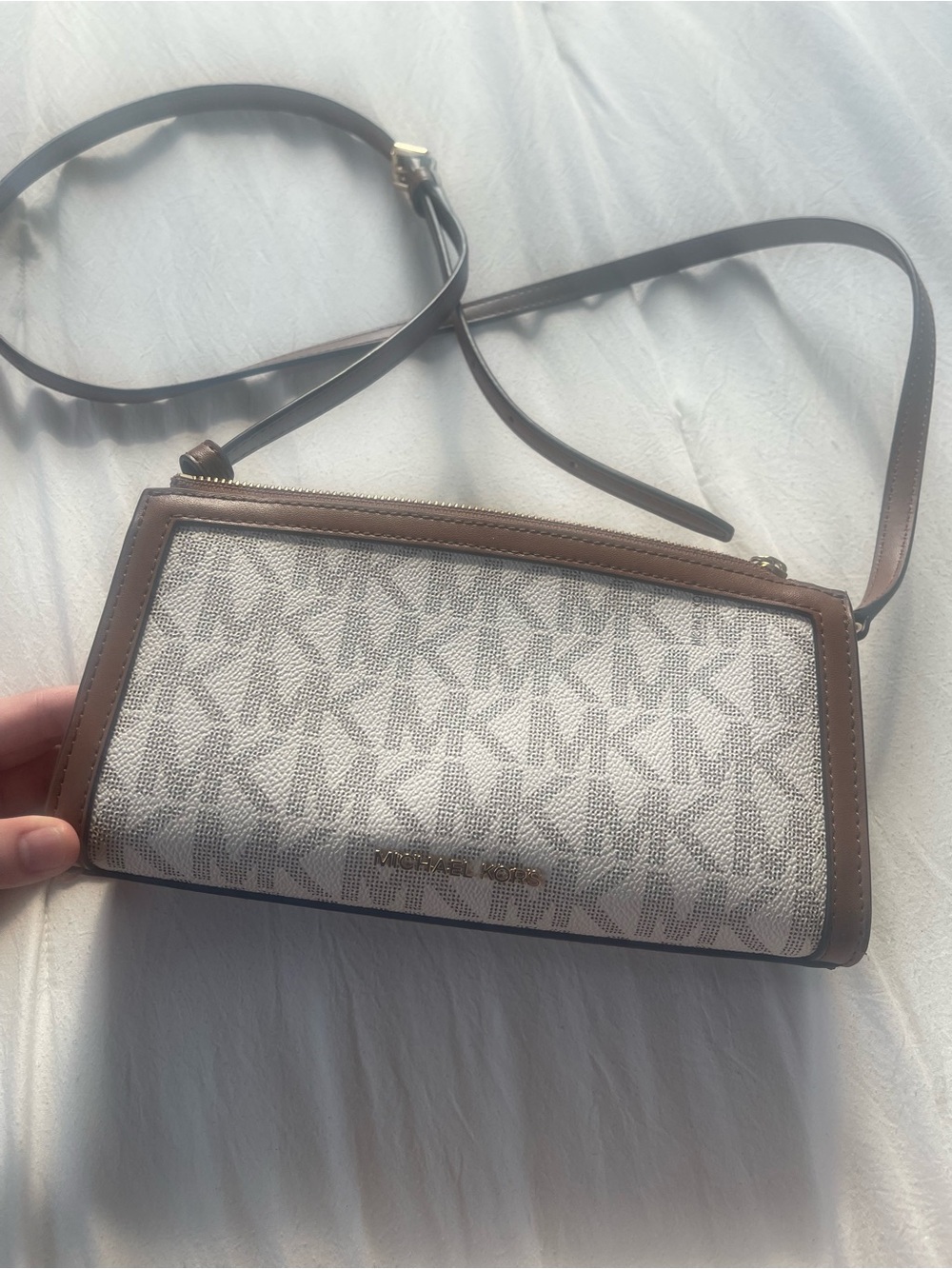 Michael Kors Vanilla and Acorn Logo Crossbody Wallet
